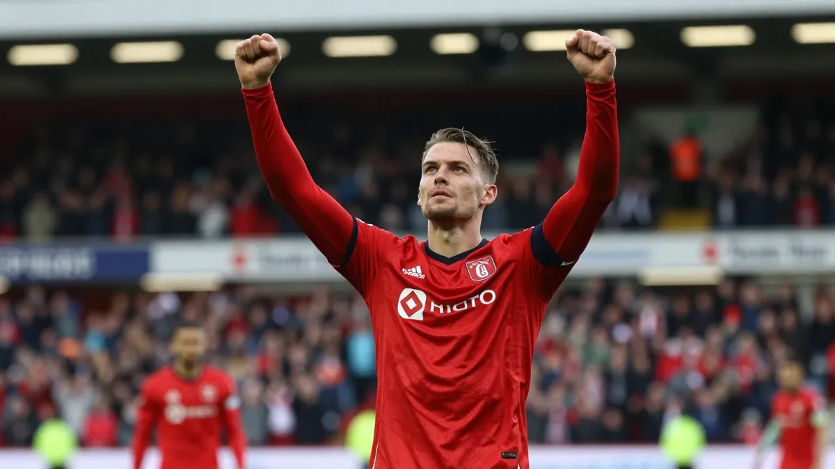 Charlton Athletic secured a 1-0 Championship win against Preston North End thanks to a deflected Karlan Grant goal at The...