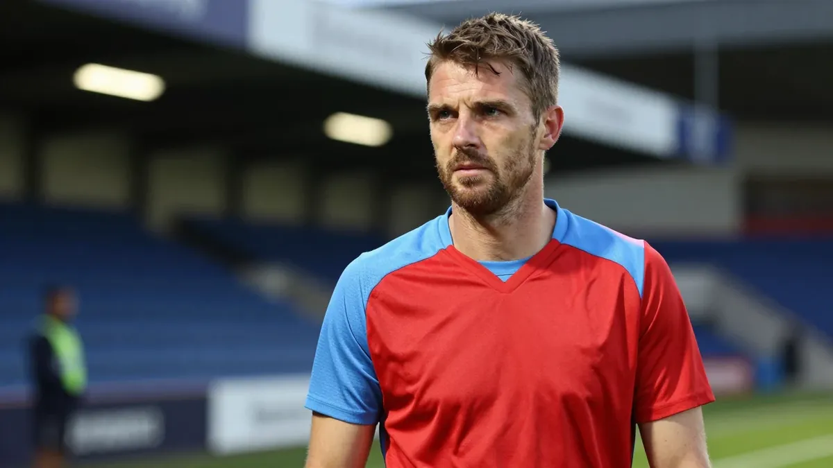Keira Flannery signs permanent contract with Charlton