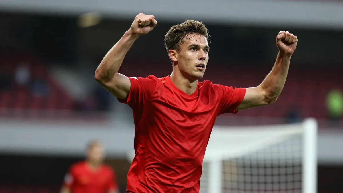 Charlton Athletic are nearing a permanent deal for Crystal Palace's Jesurun Rak-Sakyi, a former loan star, for a fee over...