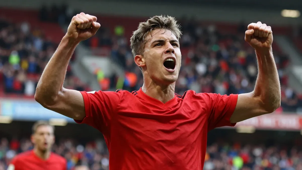 Charlton Athletic came from behind to draw 1-1 with West Bromwich Albion, moving them to third in the Championship table...