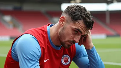 West Ham United lost 1-2 to Charlton Athletic on Sunday, a result that left the 60,000-strong home crowd disappointed